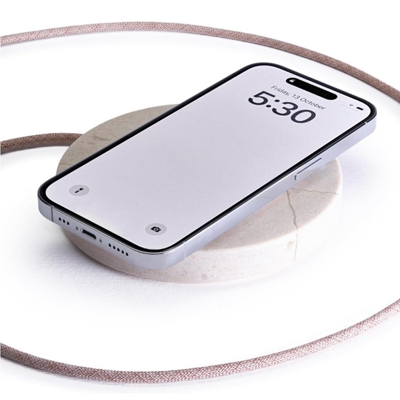 Marble Design Wireless Charger - Picture 2 of 2